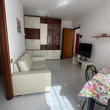 Alice Apartment